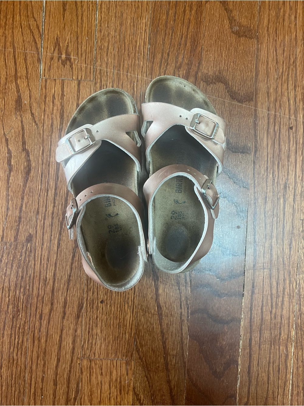 Birkenstock kids rose gold sandals size EU 29